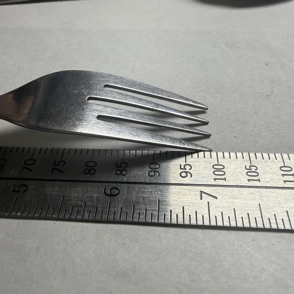 19 Customcraft Stainless Taiwan Fleur Du Lis CUS3 Forks Spoons Knives Knife